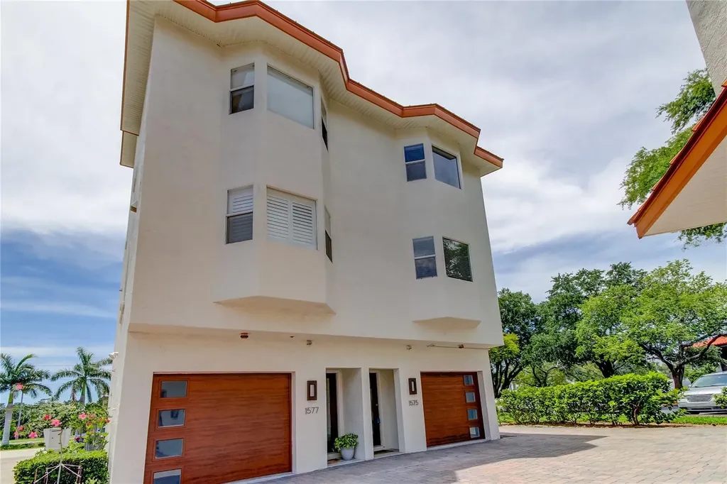 1575 Pinellas Bayway Way S Tierra Verde FL 33715