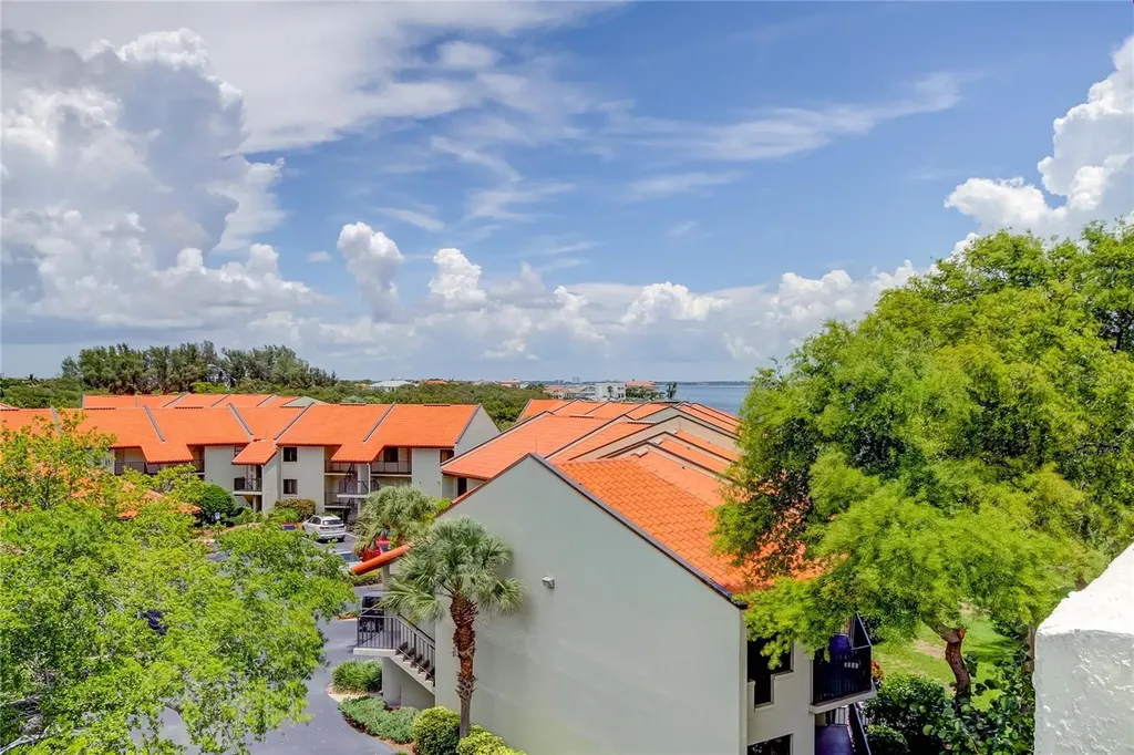 1575 Pinellas Bayway Way S Tierra Verde FL 33715