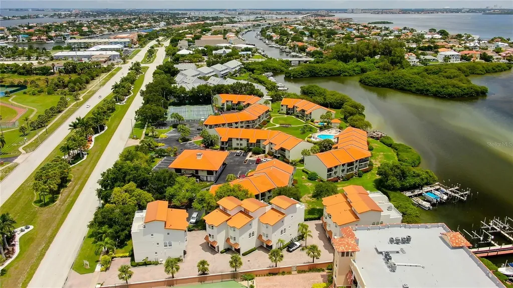 1575 Pinellas Bayway Way S Tierra Verde FL 33715
