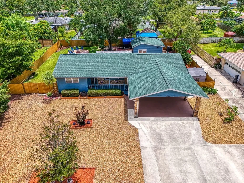 1805 28th Street W Bradenton FL 34205