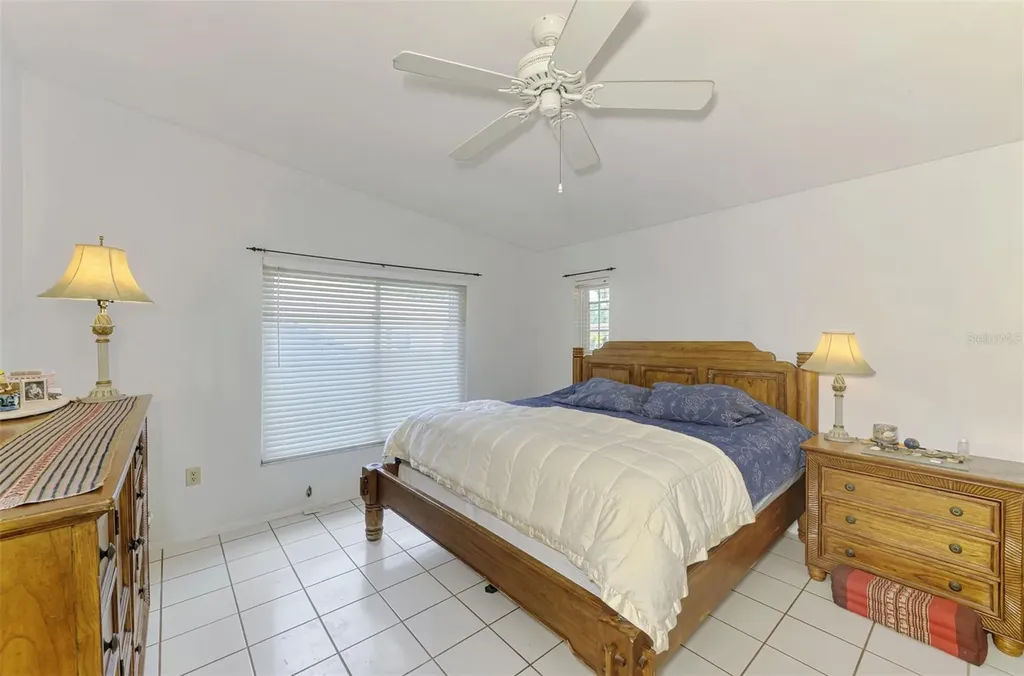 1805 28th Street W Bradenton FL 34205