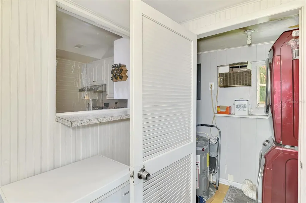1805 28th Street W Bradenton FL 34205