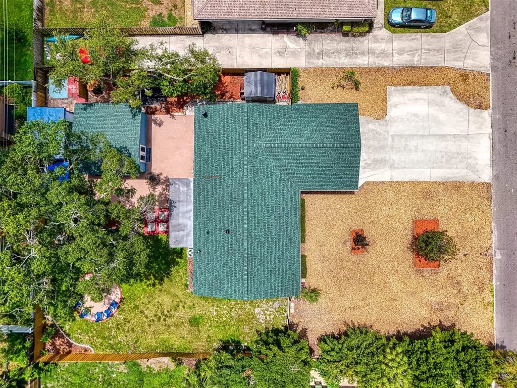 1805 28th Street W Bradenton FL 34205