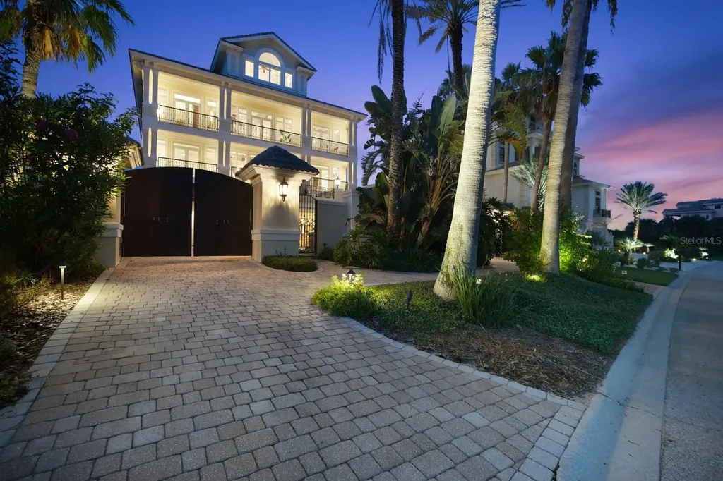 85 Calle Del Sur Palm Coast FL 32137