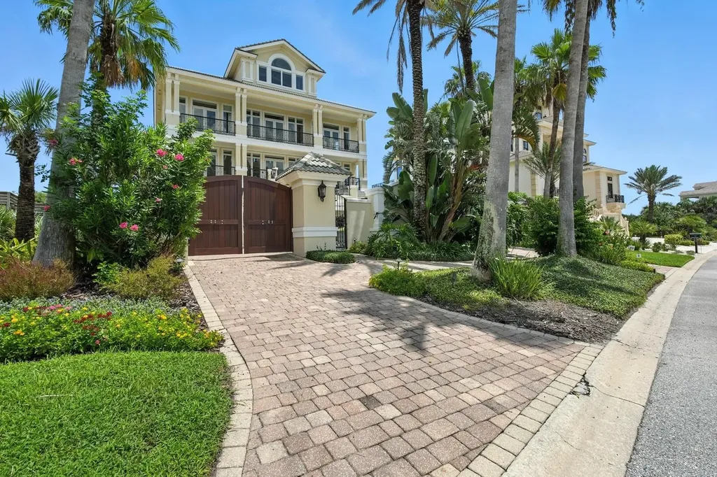 85 Calle Del Sur Palm Coast FL 32137