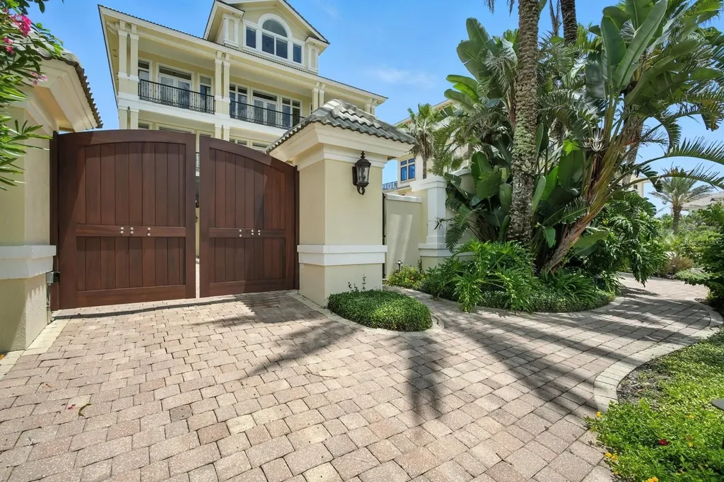 85 Calle Del Sur Palm Coast FL 32137
