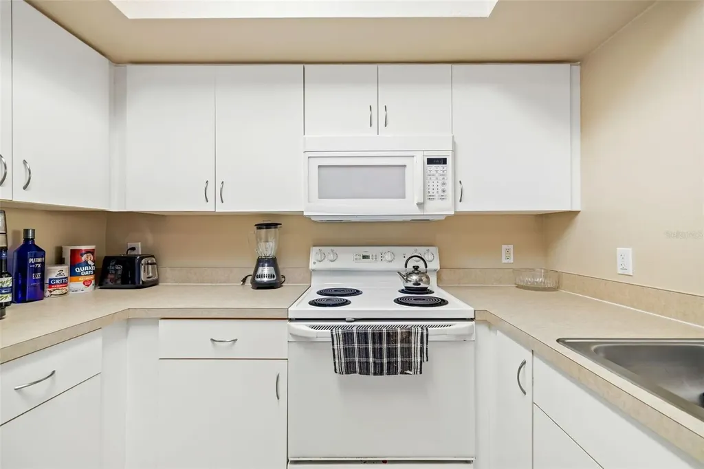 4142 Central Sarasota Parkway Sarasota FL 34238