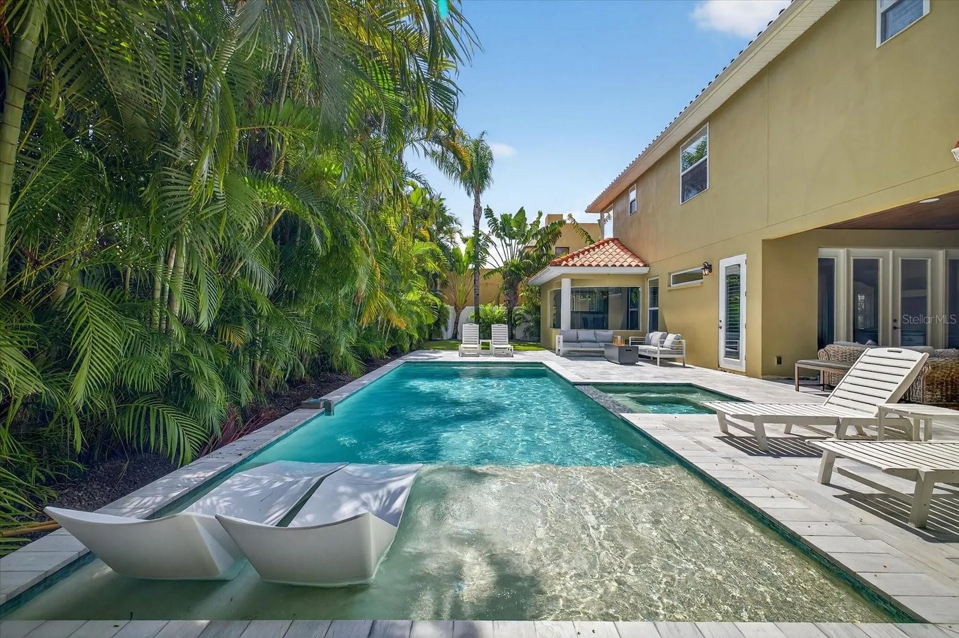 3904 W Santiago Street Tampa FL 33629