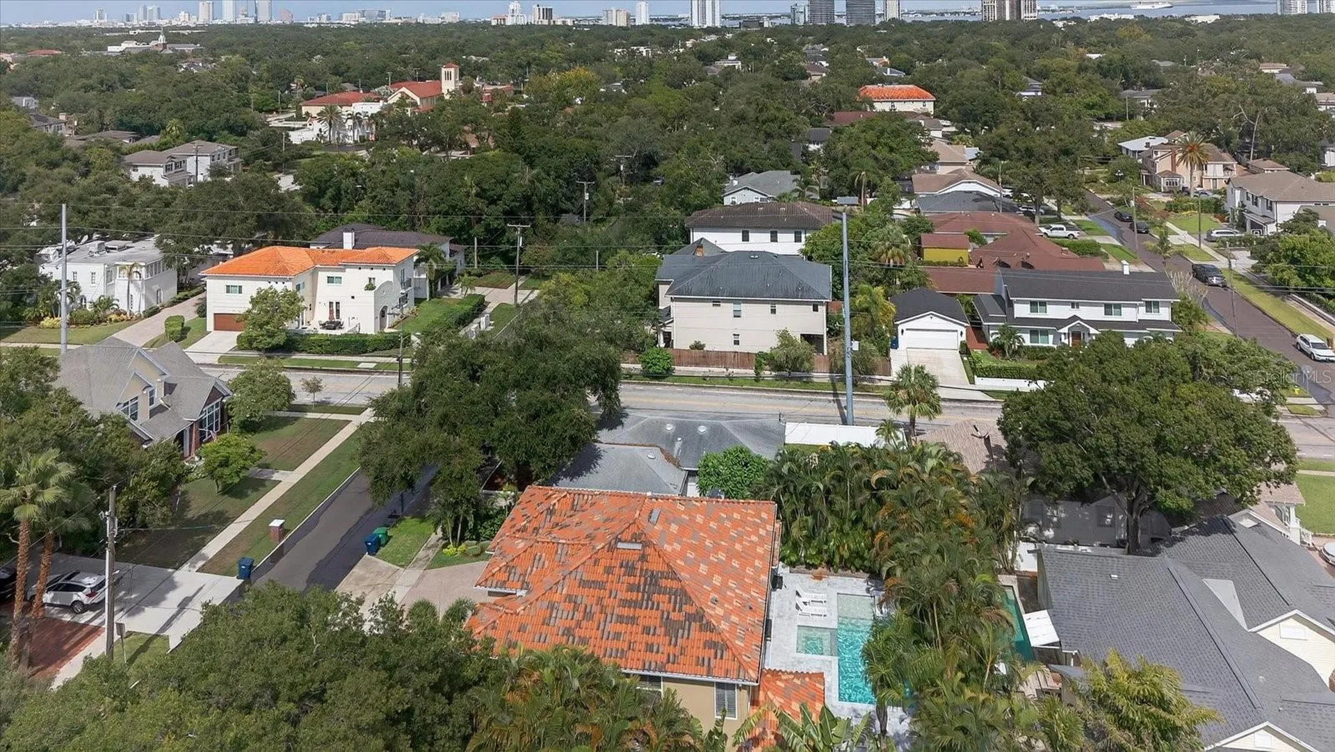 3904 W Santiago Street Tampa FL 33629