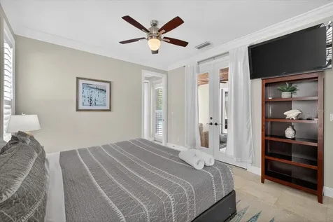 3904 W Santiago Street Tampa FL 33629