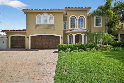 3904 W Santiago Street Tampa FL 33629