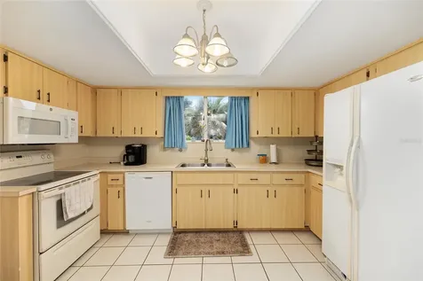 10888 SW 90th Court Ocala FL 34481