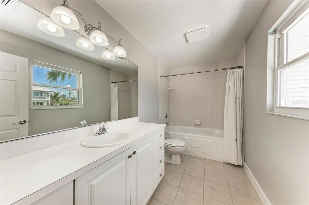 893 N Shore Drive Anna Maria FL 34216