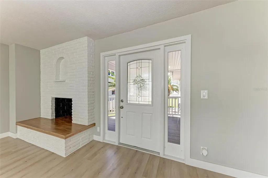 893 N Shore Drive Anna Maria FL 34216