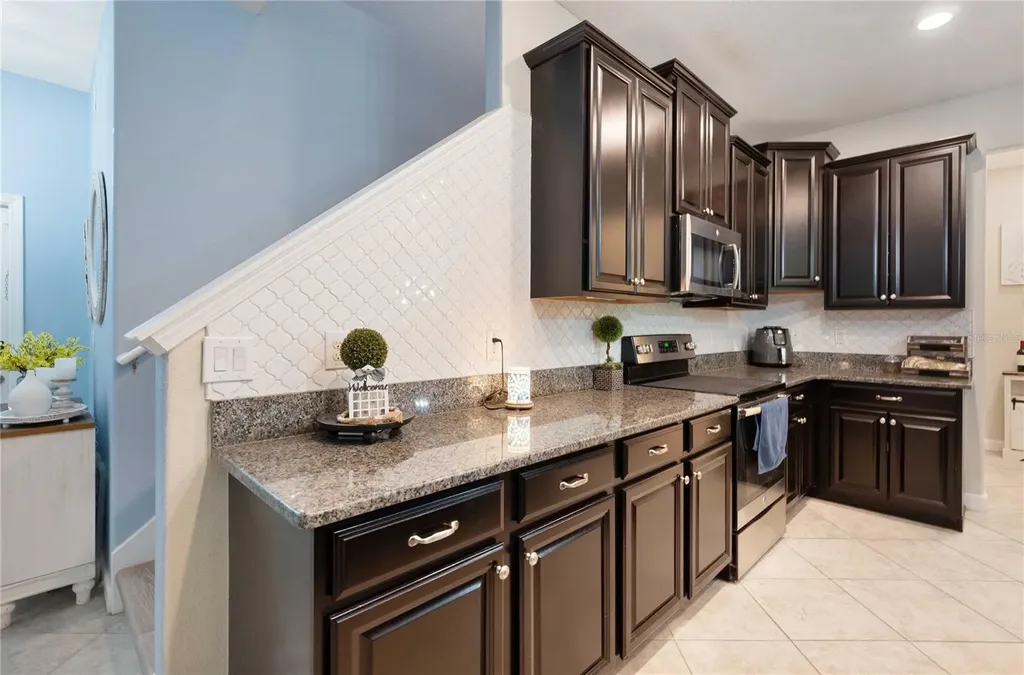 17365 Old Tobacco Road Lutz FL 33558