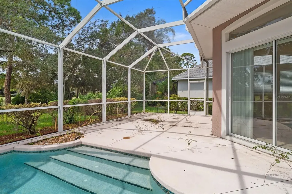 19 Lakeview Lane Palm Coast FL 32137