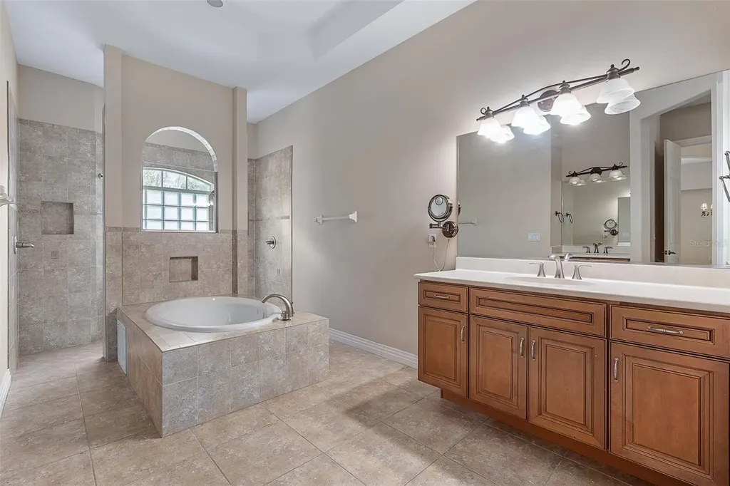 19 Lakeview Lane Palm Coast FL 32137