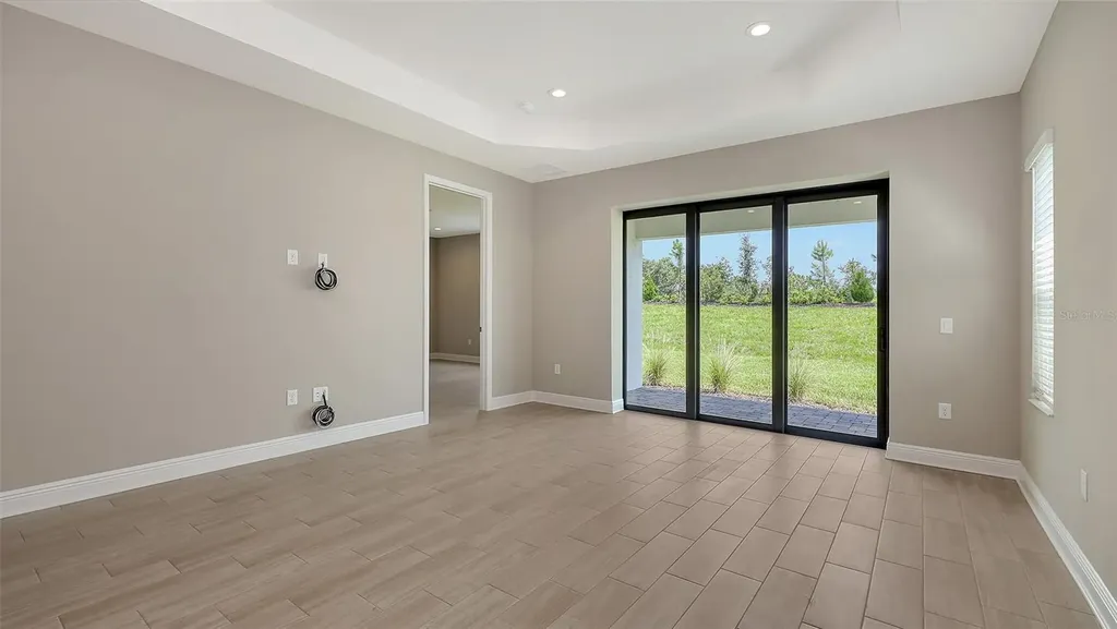 2150 Bamboo Palm Cove Bradenton FL 34212