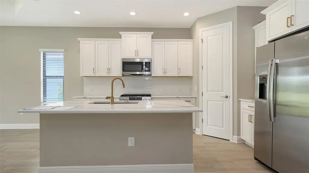 2150 Bamboo Palm Cove Bradenton FL 34212