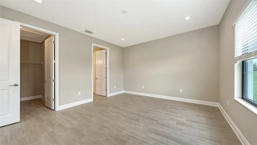 2150 Bamboo Palm Cove Bradenton FL 34212