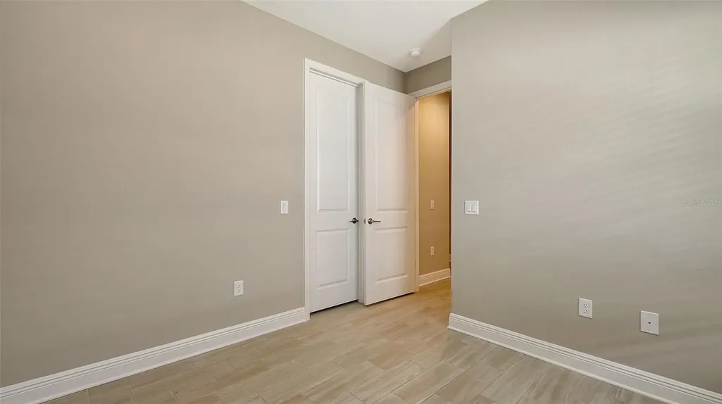 2150 Bamboo Palm Cove Bradenton FL 34212