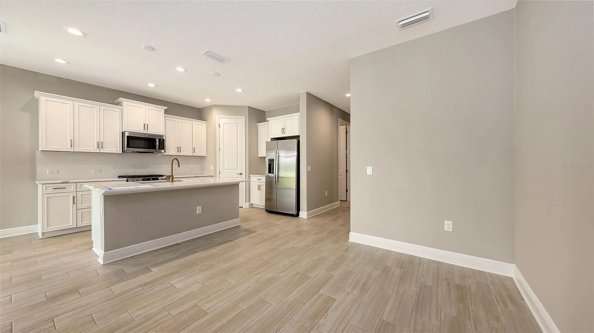 2150 Bamboo Palm Cove Bradenton FL 34212