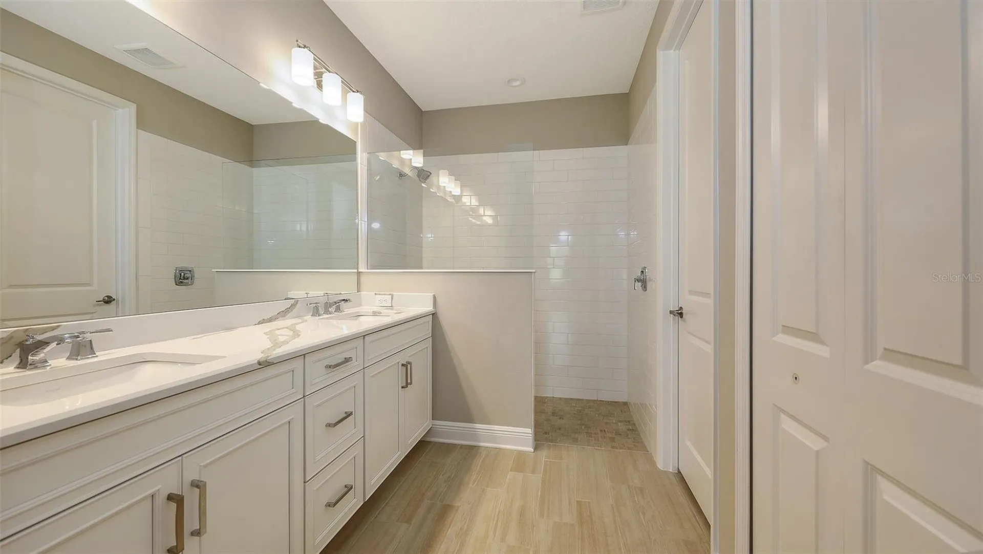 2150 Bamboo Palm Cove Bradenton FL 34212