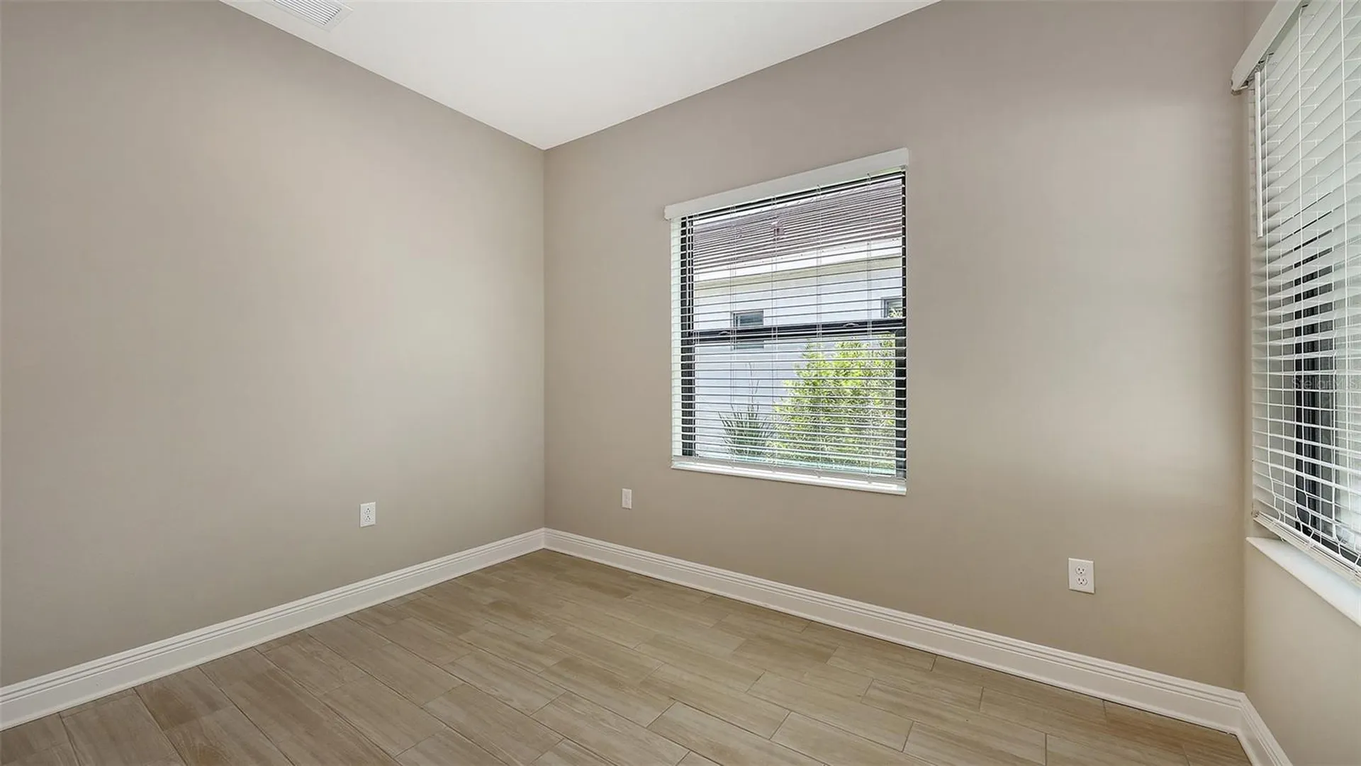 2150 Bamboo Palm Cove Bradenton FL 34212