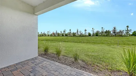 2150 Bamboo Palm Cove Bradenton FL 34212