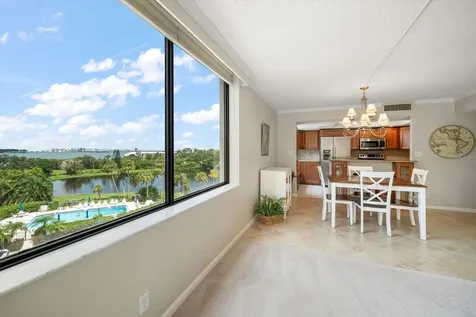 220 Belleview Boulevard Belleair FL 33756