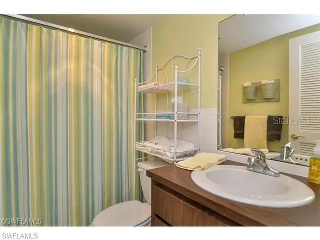 1900 Alamanda Drive Naples FL 34102