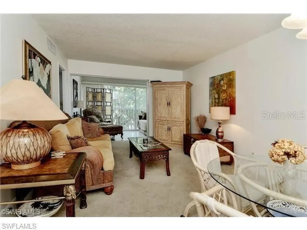 1900 Alamanda Drive Naples FL 34102