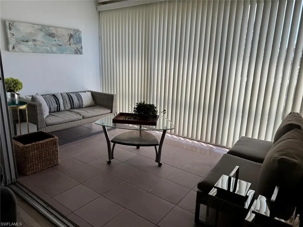 1900 Alamanda Drive Naples FL 34102