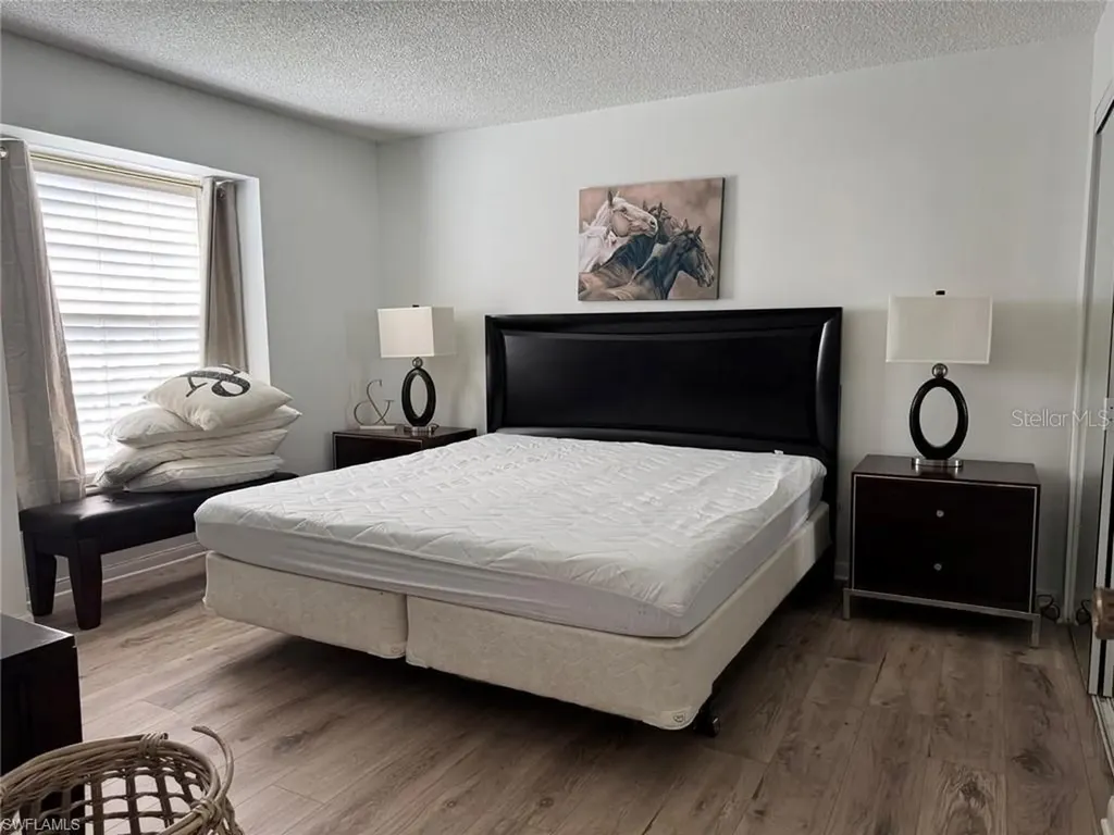 1900 Alamanda Drive Naples FL 34102