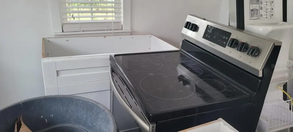 1327 Georgia Avenue Dunedin FL 34698