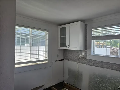 1327 Georgia Avenue Dunedin FL 34698