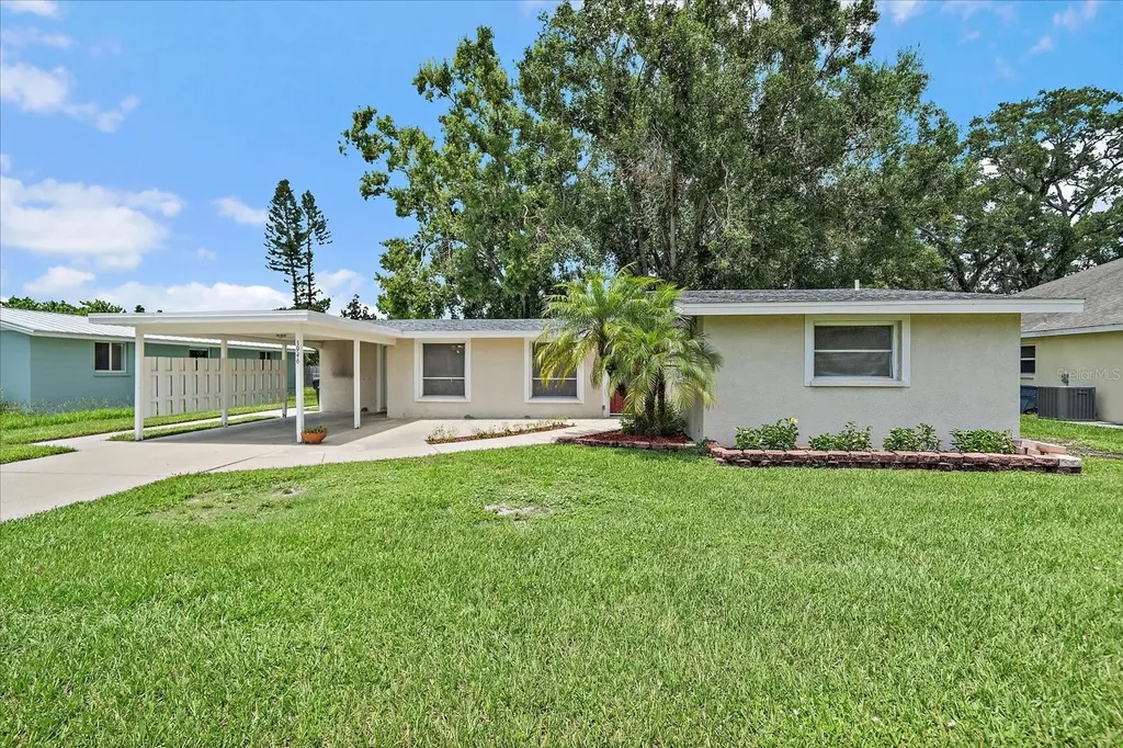 3946 Coleridge Place Sarasota FL 34241