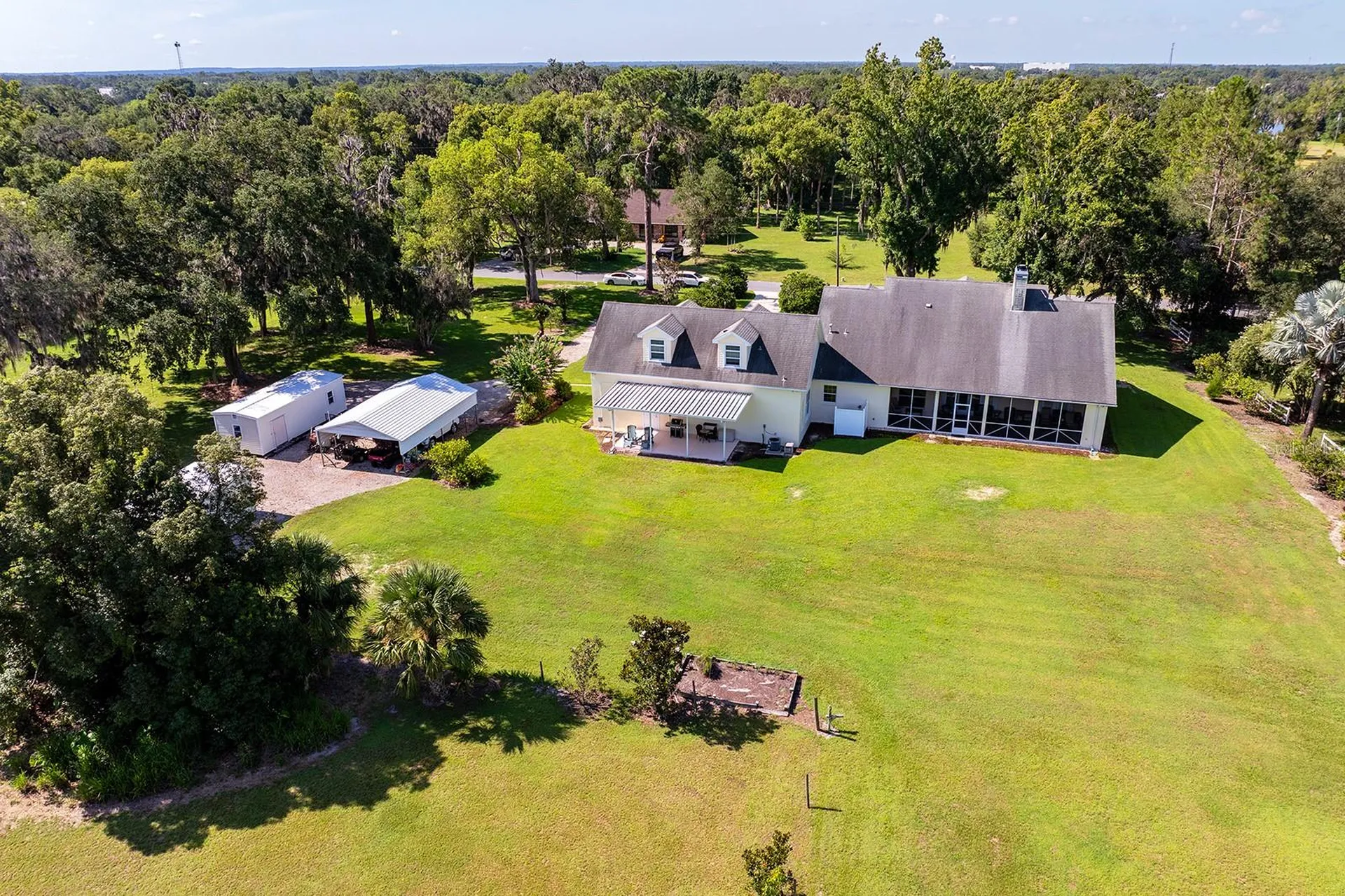 590 Crescent Street Umatilla FL 32784