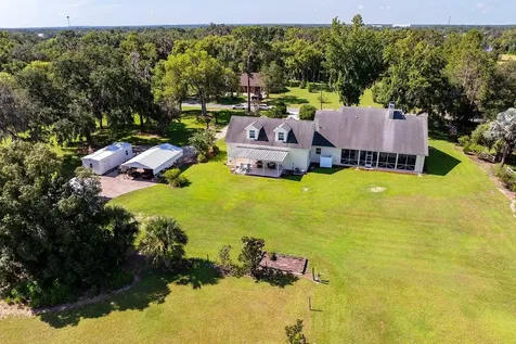 590 Crescent Street Umatilla FL 32784