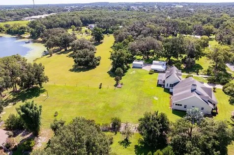 590 Crescent Street Umatilla FL 32784