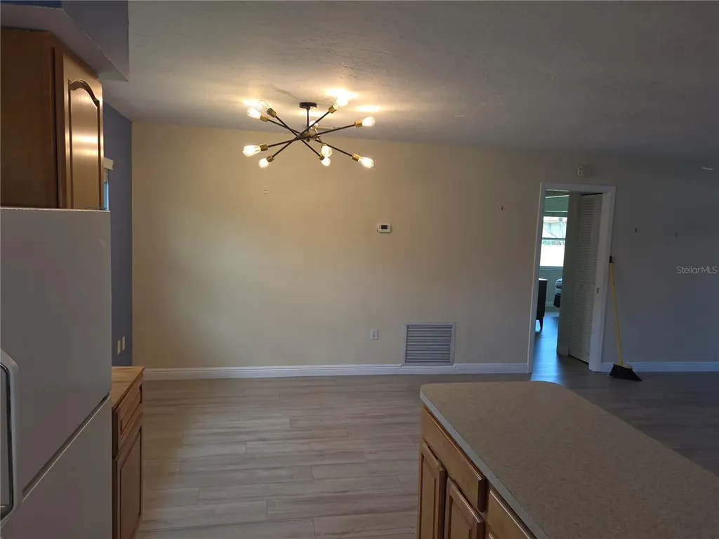 3304 Mcdill Road Bradenton FL 34207