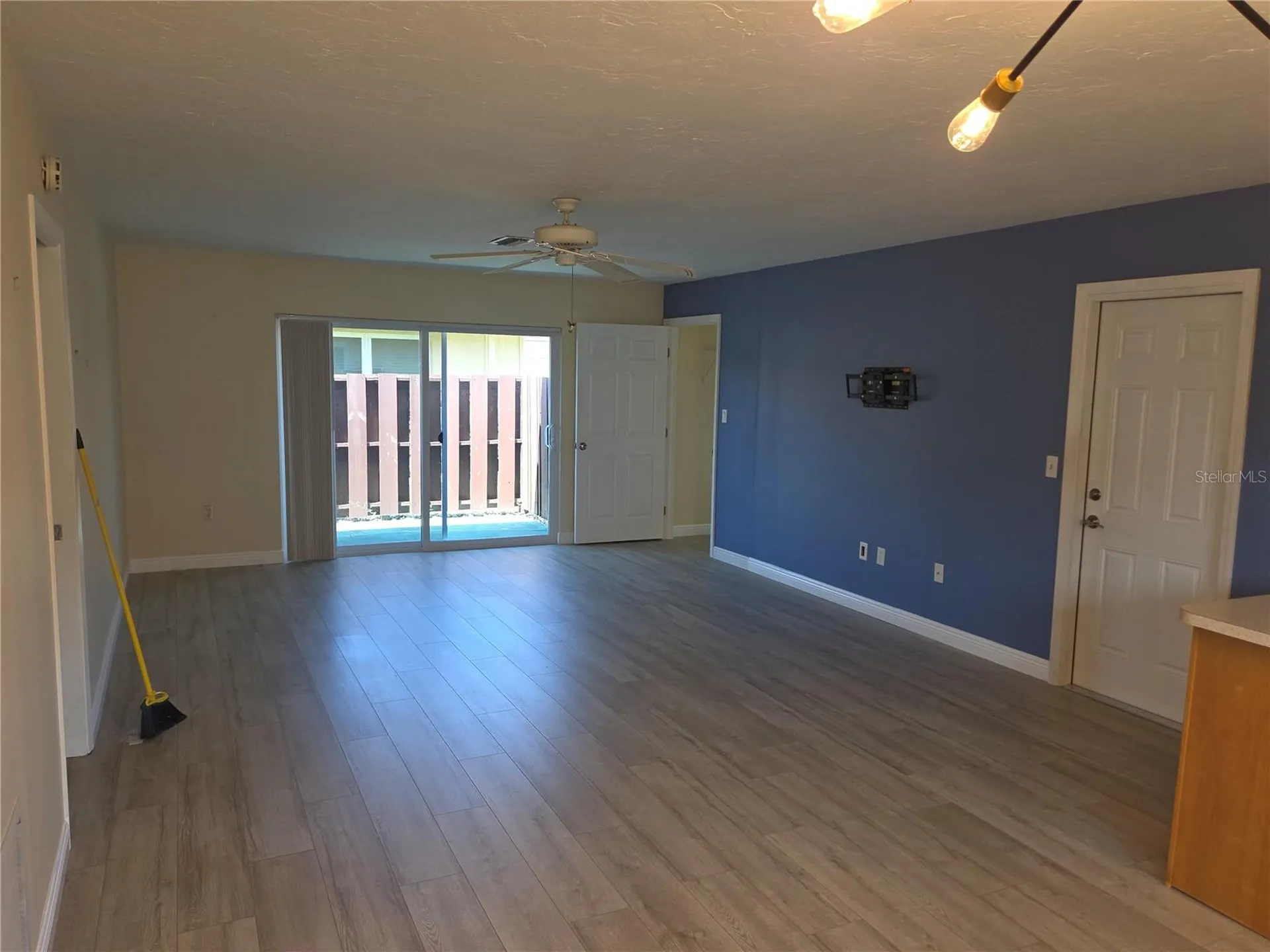3304 Mcdill Road Bradenton FL 34207