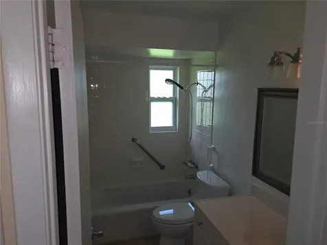 3304 Mcdill Road Bradenton FL 34207