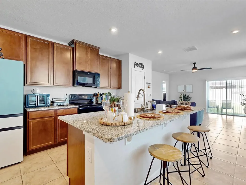 1484 Eucalyptus Way Davenport FL 33837