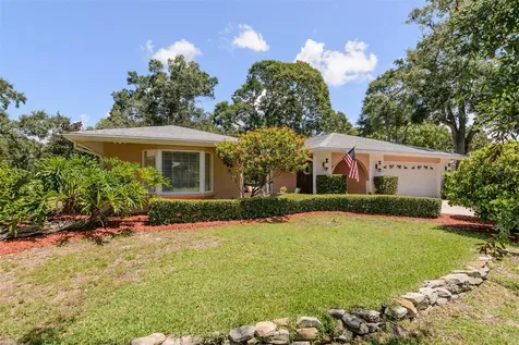 2842 Quail Hollow Road W Clearwater FL 33761