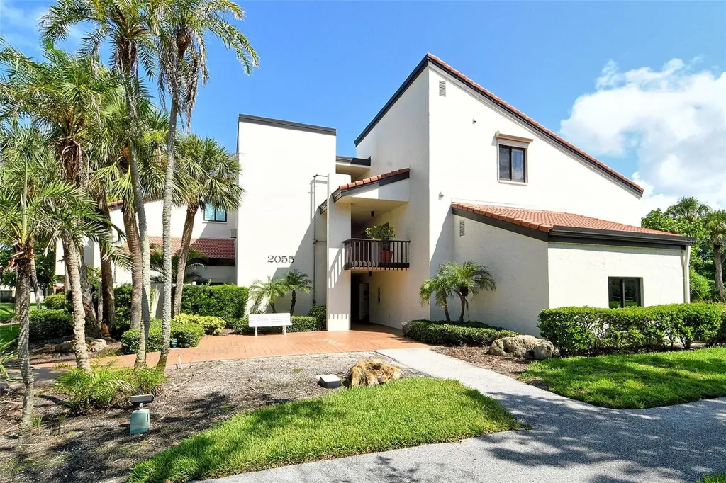 2055 Gulf Of Mexico Drive Longboat Key FL 34228
