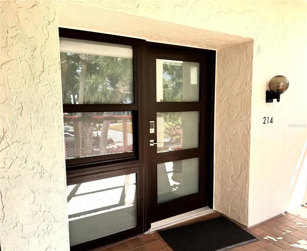 2055 Gulf Of Mexico Drive Longboat Key FL 34228