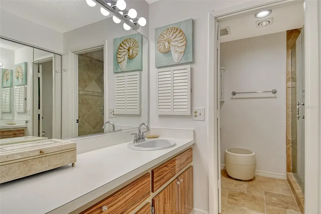 2055 Gulf Of Mexico Drive Longboat Key FL 34228