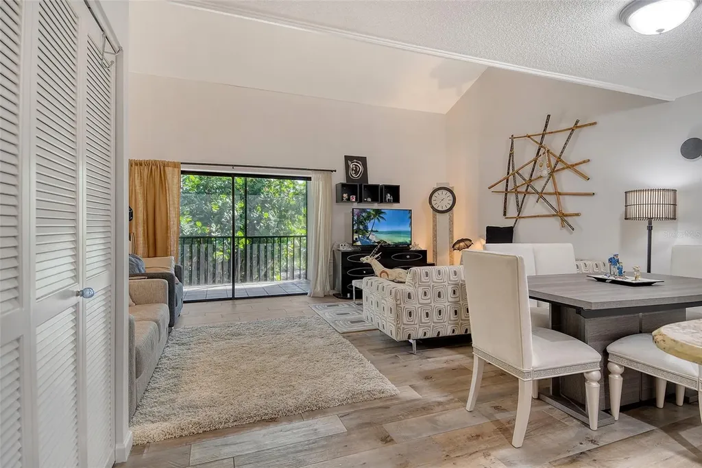 2055 Gulf Of Mexico Drive Longboat Key FL 34228