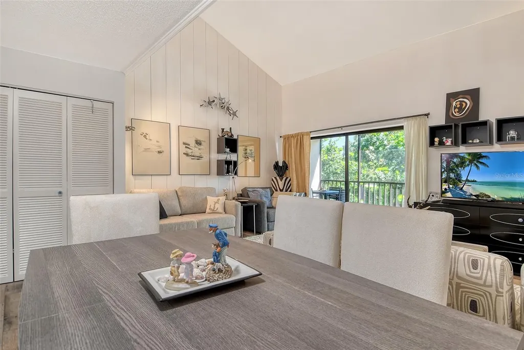 2055 Gulf Of Mexico Drive Longboat Key FL 34228